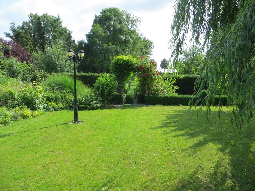 Bed and Breakfast De Aventurijn Riemst Esterno foto